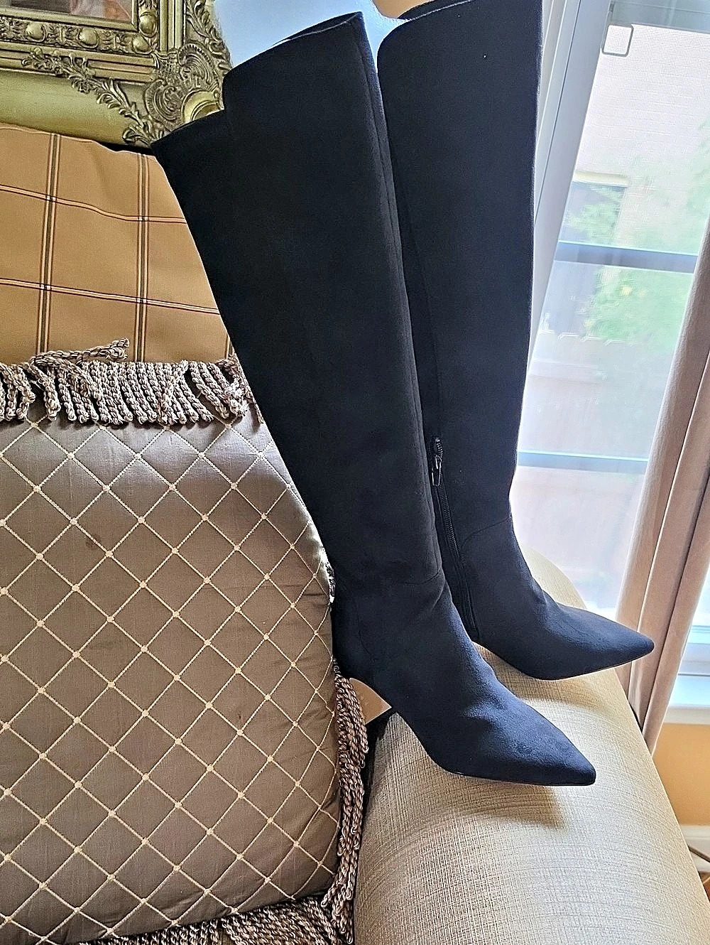N.W.T Charles David Bart Knee High Block Heel Boot Black
